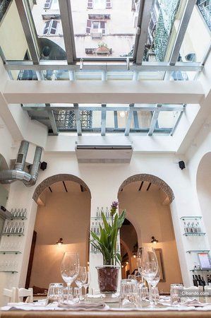 La Ciambella Bar a Vin con Cucina